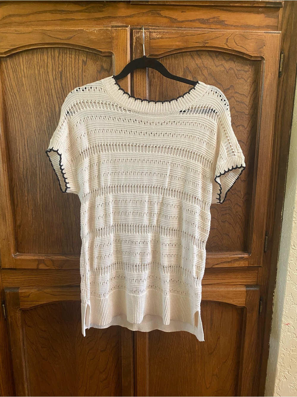 Maurices Cream Knit Short-Sleeve Tunic with Black Trim